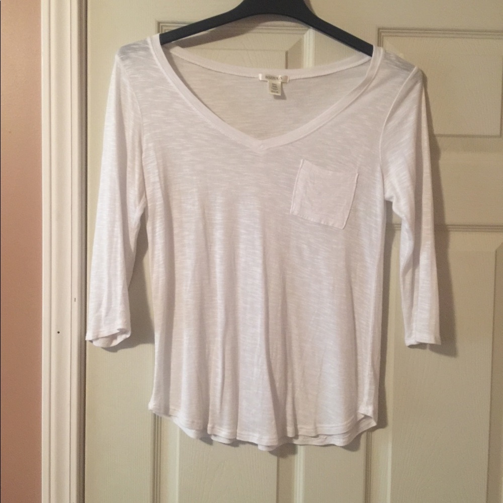 White top with pocket